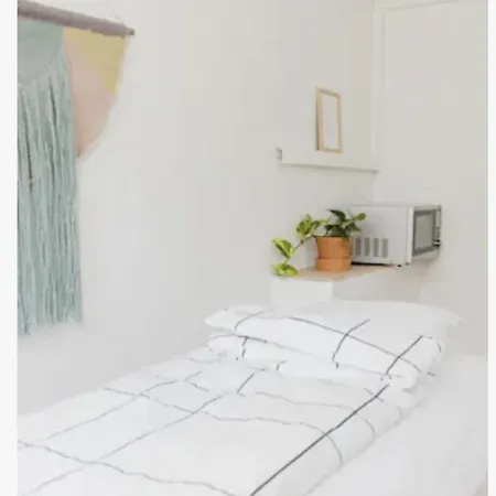 Privat Vaerelse Taet Pa Centrum Odense